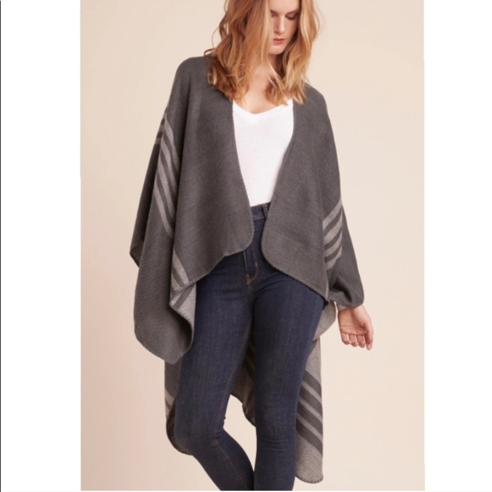 BB Dakota Poncho